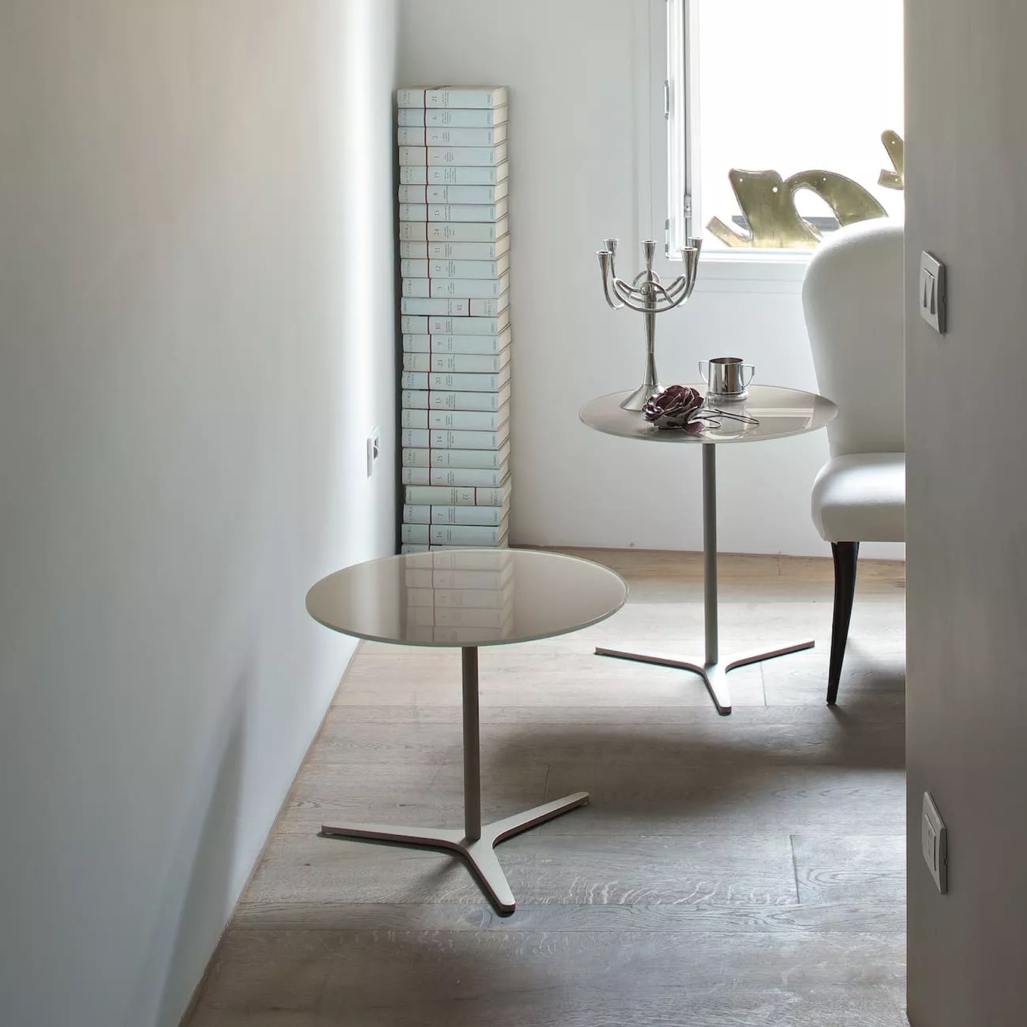 Elica Side Table